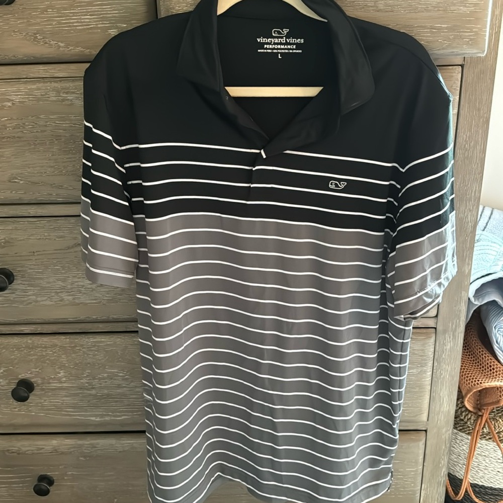 Men’s Vineyard Vines polo
